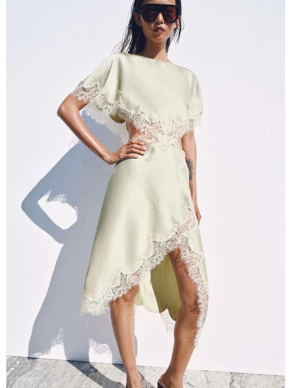ZW COLLECTION CUT OUT
LACE DRESS
XS | SEA GREEN